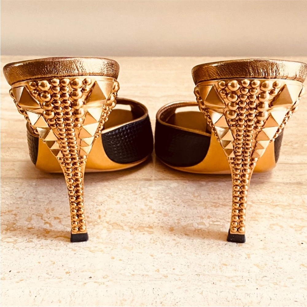 π Rare find! π GUCCI Tom Ford Farewell Collection Studded Eel Skin/Gold Heels - Picture 8 of 9